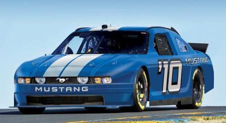 El Ford Mustang aterriza en la NASCAR
