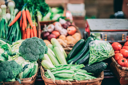 Para obtener vitamina C sólo las frutas y verduras pueden ser de ayuda