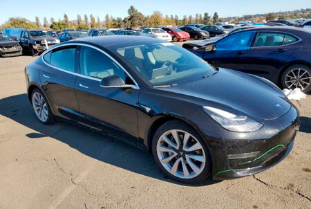 Tesla Model 3 2