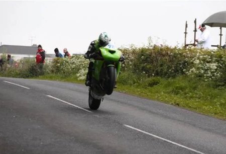 Michael Dunlop vence la Tandragee 100, segunda cita del Irish & Ulster Road Race Championship