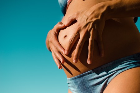 No te olvides de ti: estos son los cuidados básicos para tu piel durante el embarazo y el posparto