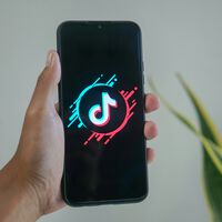 TikTok acaba de recibir una multa histórica en Europa: 530 millones de euros por enviar datos de los usuarios a China