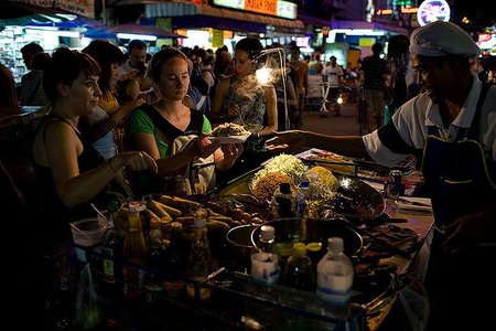 Los guetos de mochileros más frenéticos de Asia (I): Khao San Road