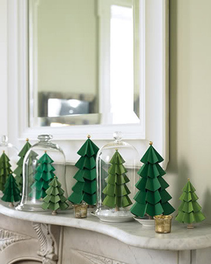 Empezando a decorar la Navidad: árboles de papel
