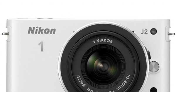 Nikon 1 J2 ya es oficial: todo lo que necesitas saber