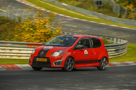 Sueñas con ir a Nürburgring y lo sabemos. Por eso aquí comienza nuestra guía para principiantes (parte 1)