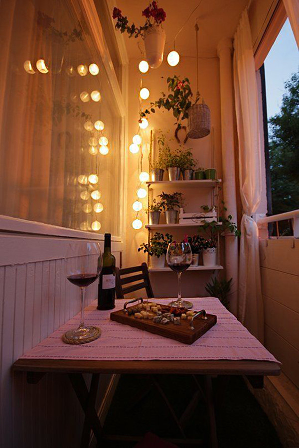 17 ideas para decorar la casa con guirnaldas de luces sin que sea Navidad