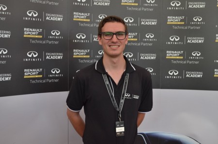 De la mano de Infiniti, un estudiante mexicano se va a trabajar a la Fórmula 1 en Europa