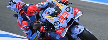 Marc Márquez logra su primera pole con Ducati bajo la lluvia y una caída chafa a Pedro Acosta en Jerez