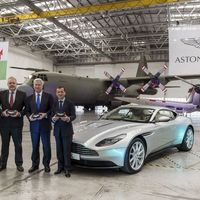 Aston Martin se hace con una base militar en Reino Unido para producir el DBX: todo se queda en casa