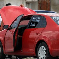 Sheinbaum echó atrás el decreto de AMLO para regularizar autos chocolate en México: ahora es caro y tardado, pero puede ser buena noticia