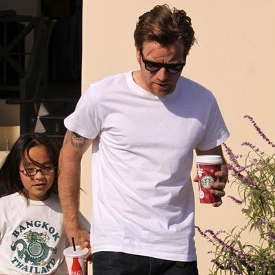ewan-mcgregor-hija.jpg