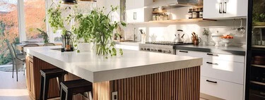 Lidl pone a la venta una tabla multifunción ideal para tener la cocina recogida mientras cocinas: tiene soporte para móvil y ahora está con descuento