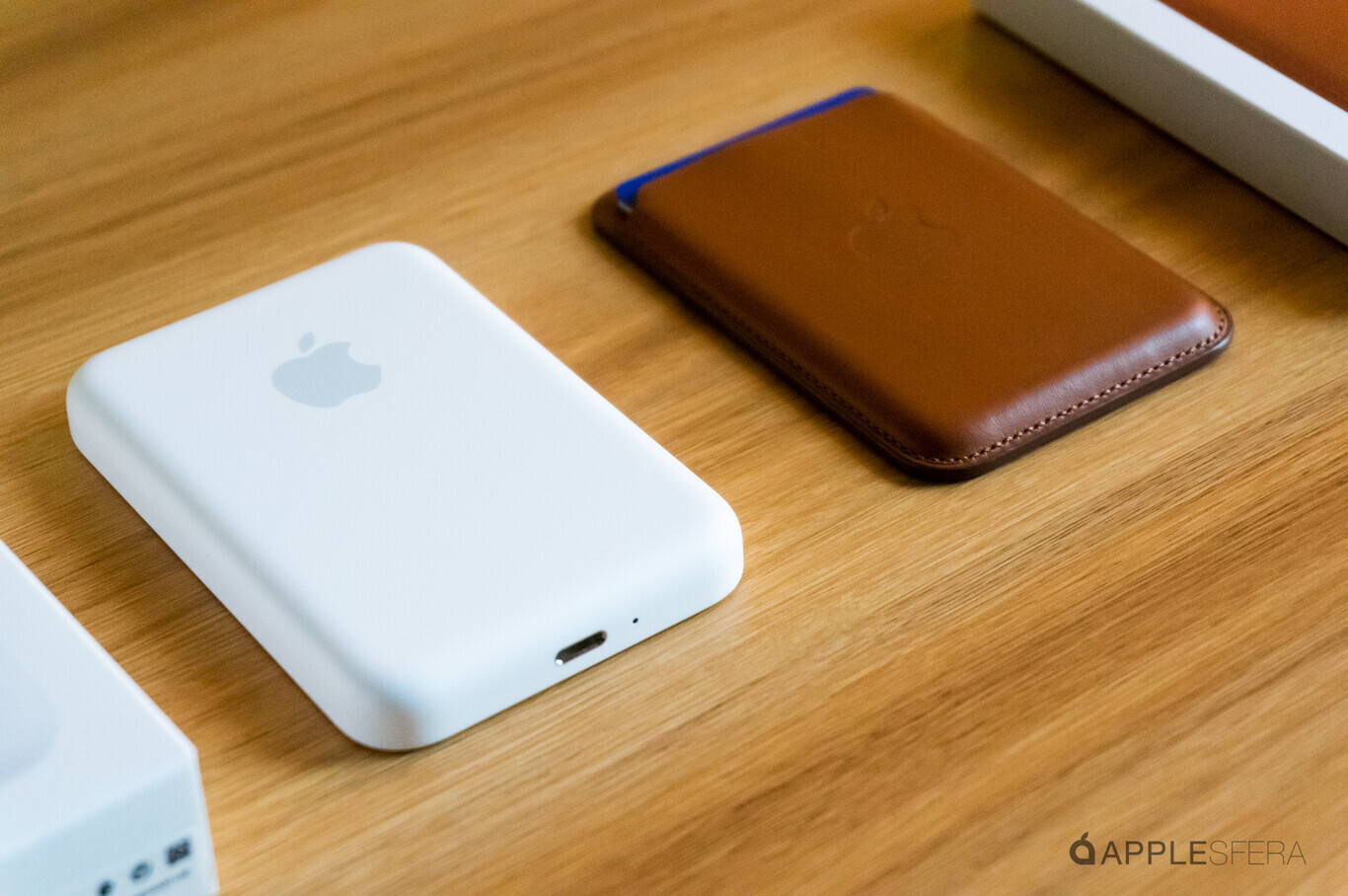 Batería MagSafe de Apple VS Anker PowerCore 5K cuáles son sus