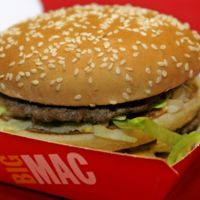El índice Big Mac y la contradicción de las devaluaciones competitivas