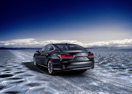 Lexus LS 500h 2017
