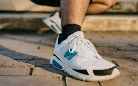 New Balance está de rebajas y aprovechamos para fichar éstas zapatillas para completar cualquier look