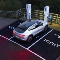 Ford no ve ventaja a fabricar sus propias baterías para coches eléctricos, así que seguirá confiando en proveedores externos