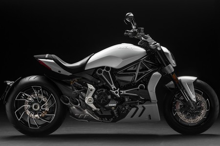 Ducati Xdiavel S 2018 1