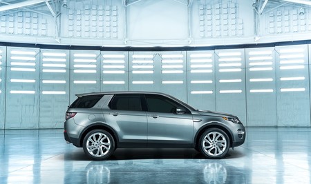 landrover-discovery-sport-2015-1000-03.jpg