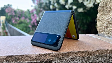 Motorola Razr 40