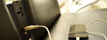 Pare de carregar o seu celular em portas USB públicas: hackers podem invadir e clonar o seu celular em segundos 