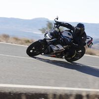 Alemania ha aprobado que sacarse el carnet de moto sea más fácil, rápido y barato. España va justo al revés 