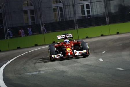 Fernando Alonso, quinto en Singapur dando guerra