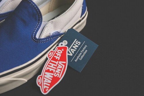 El Corte Inglés comienza la semana rebajando todas las zapatillas Vans al 60% de descuento  