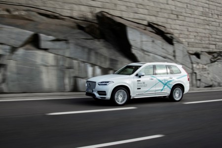 Volvo pondrá 100 coches autónomos a circular por China