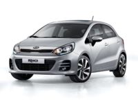 Kia Rio estrena look y motores más eficientes