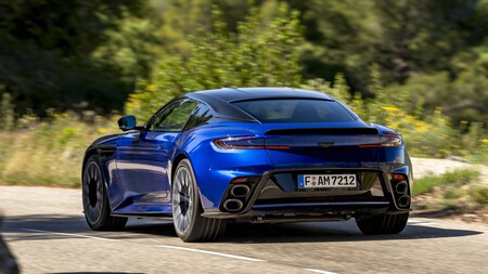 Aston Martin Db12 S 28