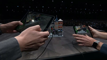 前回の WWDC 2018 で見た ARKit 2 の Lego デモ