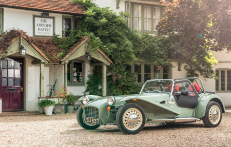 Caterham Seven Sprint, una versión muy retro para celebrar los 60 años del modelo