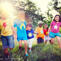 Niños que tienden a ser líderes: cómo fomentar un liderazgo positivo 