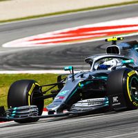 Valtteri Bottas se pone serio: pole position, récord del circuito y seis décimas a Lewis Hamilton