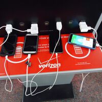 EEUU tiene un mensaje para millones de viajeros: no deberías cargar tu móvil en los puertos USB de los aeropuertos 