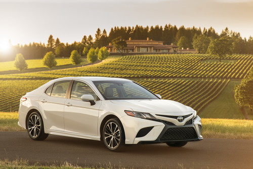 Toyota Camry 2018: Precios, versiones y equipamiento en México