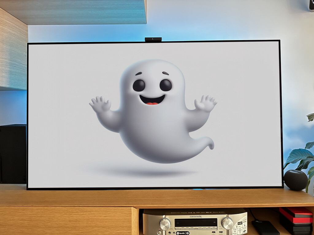 Ahorrar en la factura de la luz es tan fácil como desenchufar la tele por la noche. Pero no siempre es aconsejable hacerlo