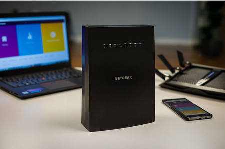 Netgear amplía su catálogo con el Nighthawk X6S EX8000, buscando acabar con las zonas de mala cobertura