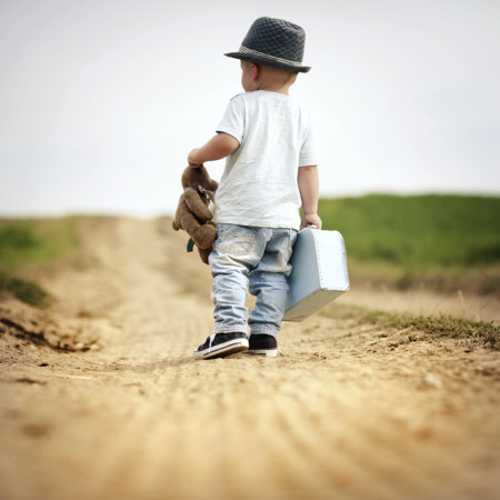 Peques a la moda: complementos para ir guapos y protegidos de cara al buen tiempo