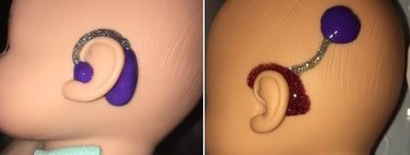 Audífonos de purpurina para muñecos, el invento de una maestra de niños con sordera para que sus alumnos no se sientan solos