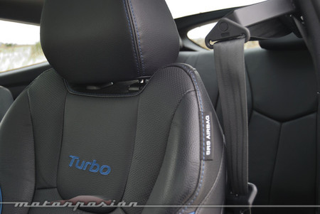 Hyundai Veloster Turbo