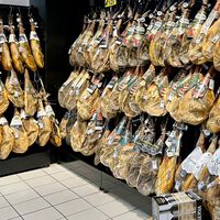 No es Cinco Jotas, pero este ibérico de bellota 100% conquista a todo el que lo prueba por menos de 90 euros