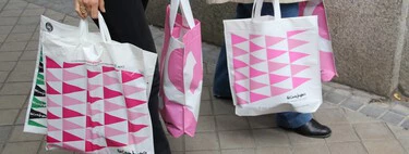 El Corte Inglés planta cara al frío rebajando la chaqueta Helly Hansen acolchada que mejor resiste al frío y a la humedad  