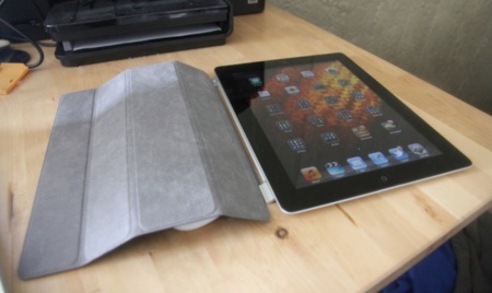 El próximo iPad puede venir acompañado de una funda que cubriría todo el tablet
