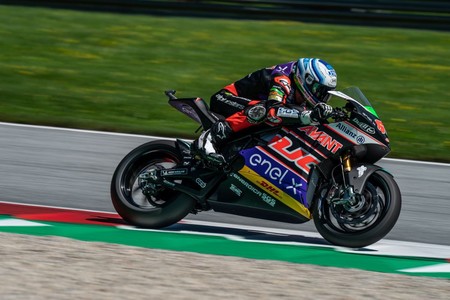 Otro incendio de las MotoE da el susto durante los entrenamientos libres en Austria