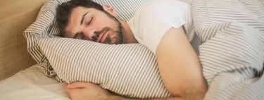 Todas las ventajas de seguir un entrenamiento con pesas para dormir mejor