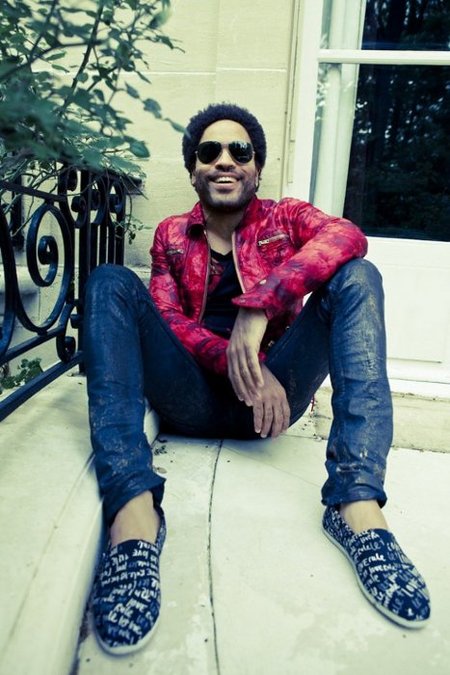 Lenny Kravitz diseña una colección de zapatillas para TOMS