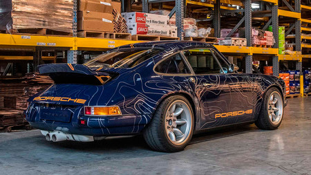 Singer 911 Mulholland Drive